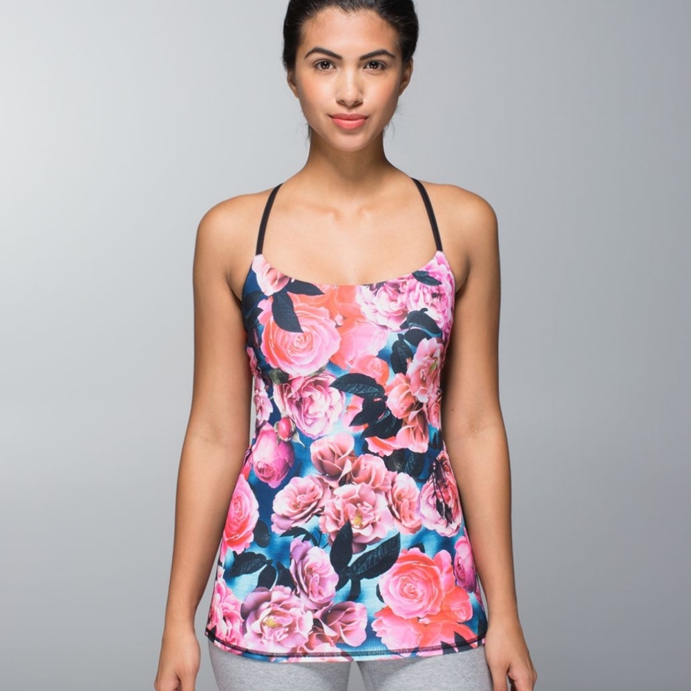Lululemon 🍋Dancing Warrior Floral Tank in Secret Garden Size 6 HTF 🦄